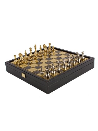 „Classic Metal Staunton“ metalinių šachmatų rinkinys su 34cm lenta ant dėžės Manopoulos „Classic Metal Staunton“ metalinių šachmatų rinkinys su 34cm lenta ant dėžės Manopoulos