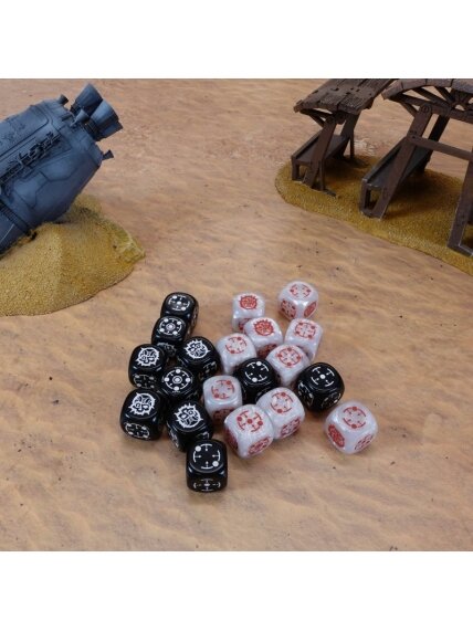 Crosshairs Compact D6 RPG kauliukų rinkinys (juoda ir perlo sp.) 4