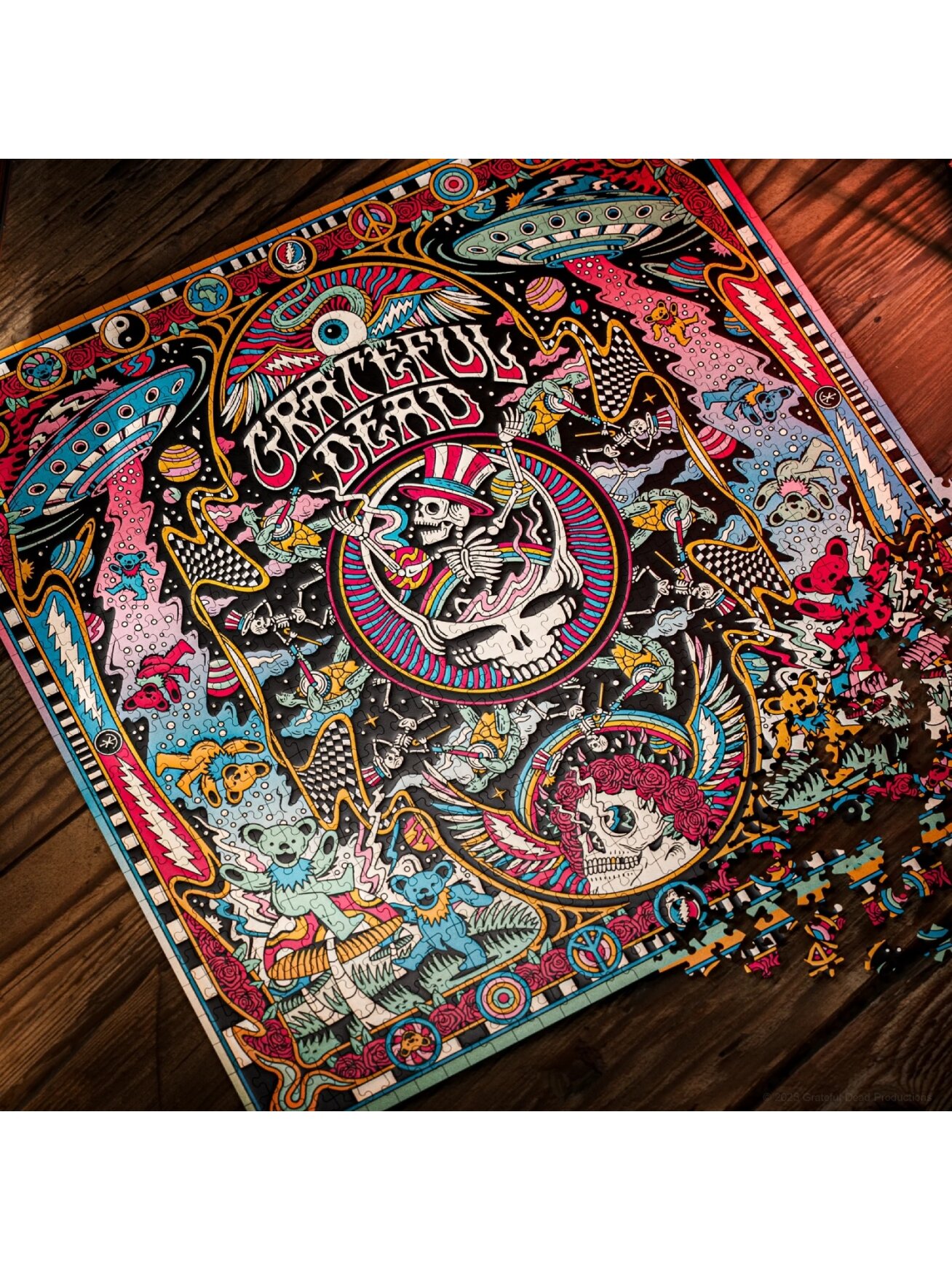 Grateful Dead dėlionė 1000 detalių Theory11 5