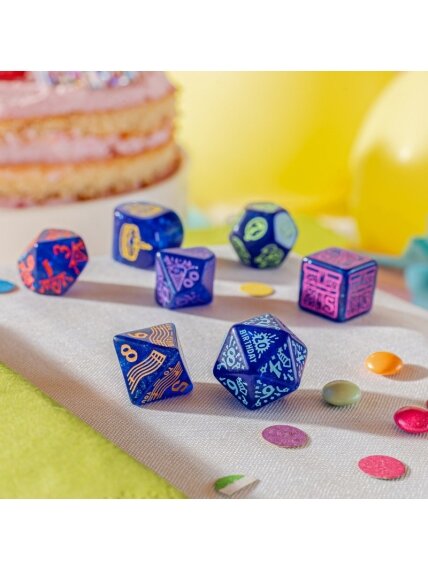 Happy Birthday kauliukų rinkinys - Streamers Q-WORKSHOP 6 Happy Birthday kauliukų rinkinys - Streamers Q-WORKSHOP 6
