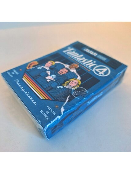 Kosmetinis defektas the Fantastic 4 žaidimo kortos Theory11 1 Kosmetinis defektas the Fantastic 4 žaidimo kortos Theory11 1