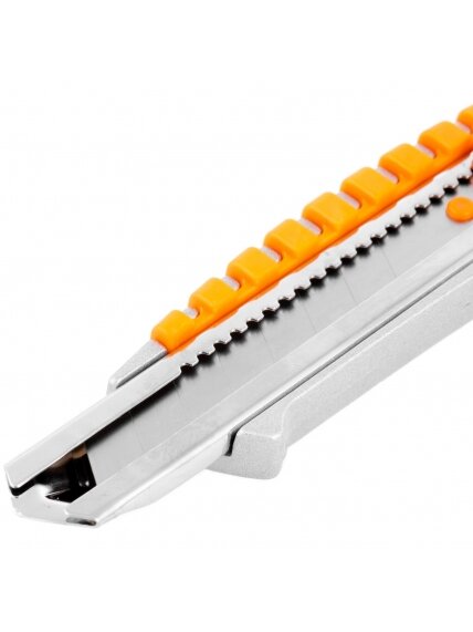 Peilis tapetams „RICHMANN" 18 mm 2 Peilis tapetams „RICHMANN" 18 mm 2