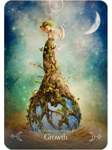 Queen of the Moon Oracle kortos Rockpool