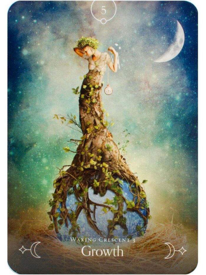 Queen of the Moon Oracle kortos Rockpool 1 Queen of the Moon Oracle kortos Rockpool 1