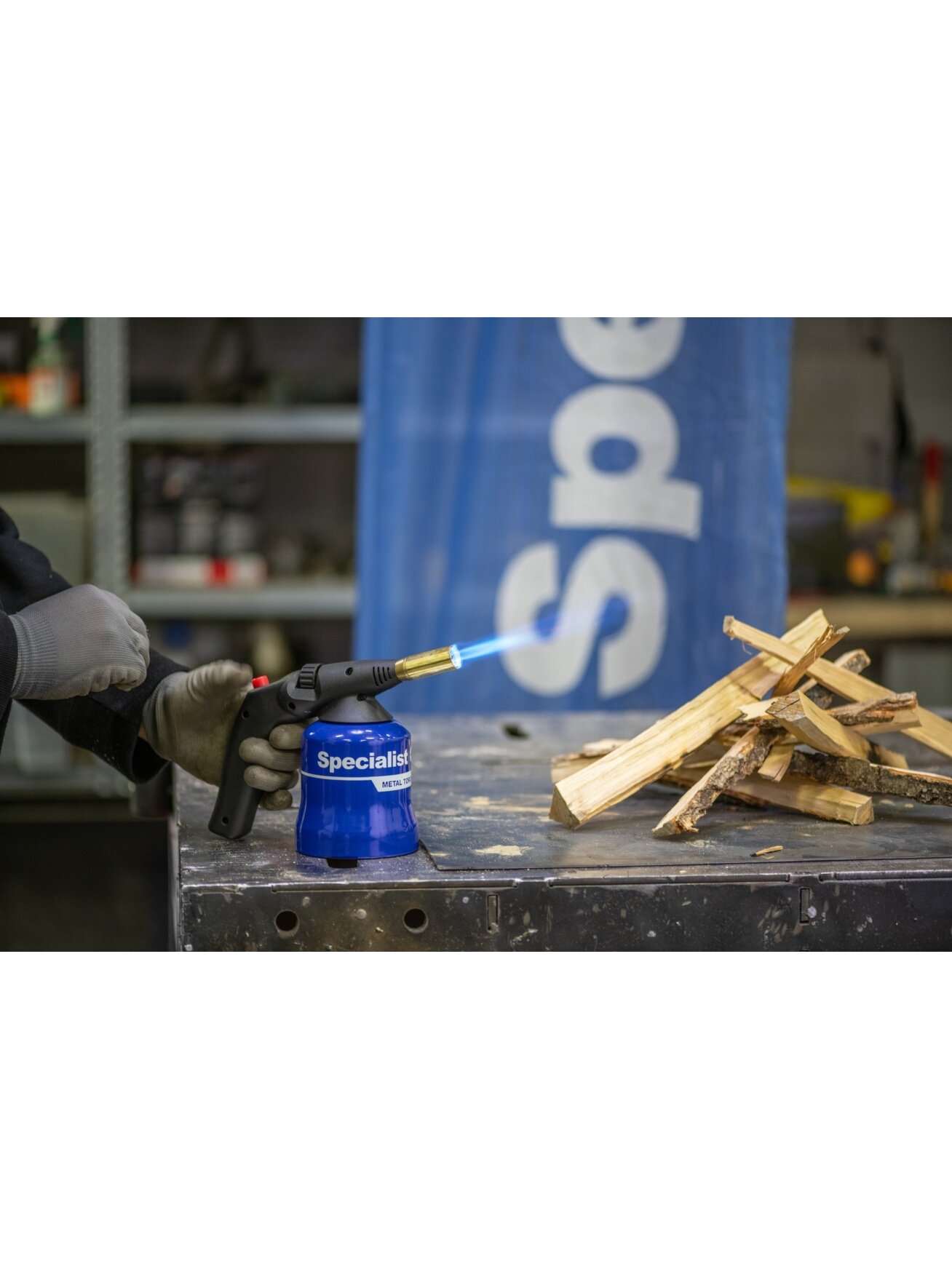 SPECIALIST+ degiklis su metaliniu korp., 190g. dujoms 4
