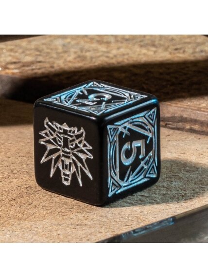 The Witcher Geralt Silver Sword kauliukų rinkinys juodos ir sidabro sp 5 The Witcher Geralt Silver Sword kauliukų rinkinys juodos ir sidabro sp 5