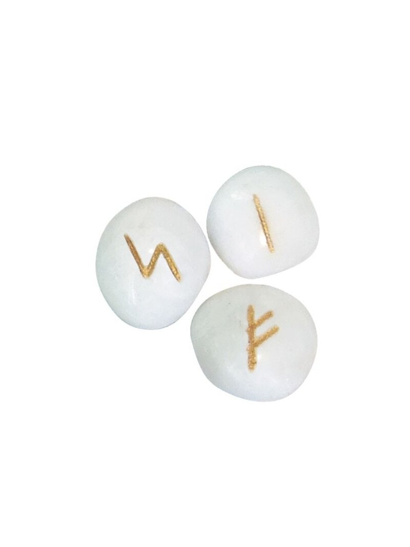 White Onyx Runos Lo Scarabeo 1